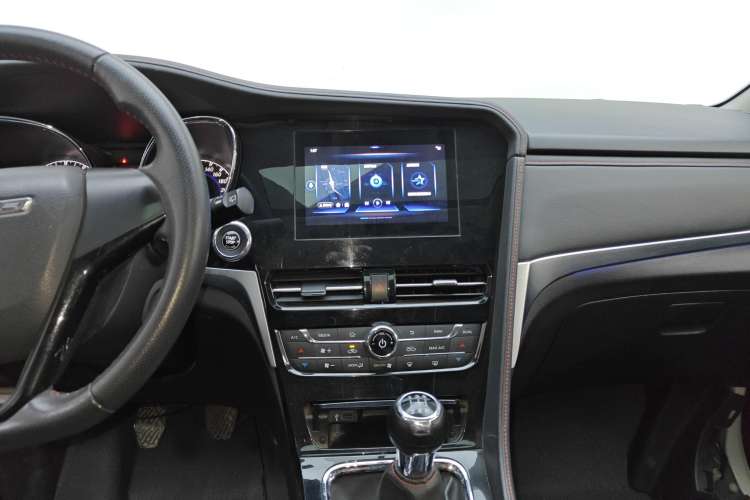 Used Venucia T70 2019 1.4T Manual Enjoyment Edition Audio And AC Panel