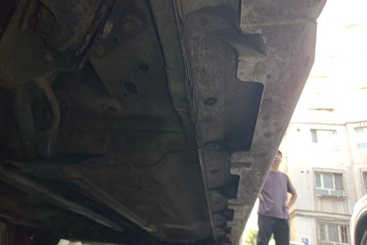 Used Venucia T70 2019 1.6L Manual Classic Edition Chassis Rear Right