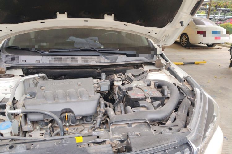 Used Venucia T70 2019 2.0L CVT Enjoy Edition China V Standard Engine Bay Left