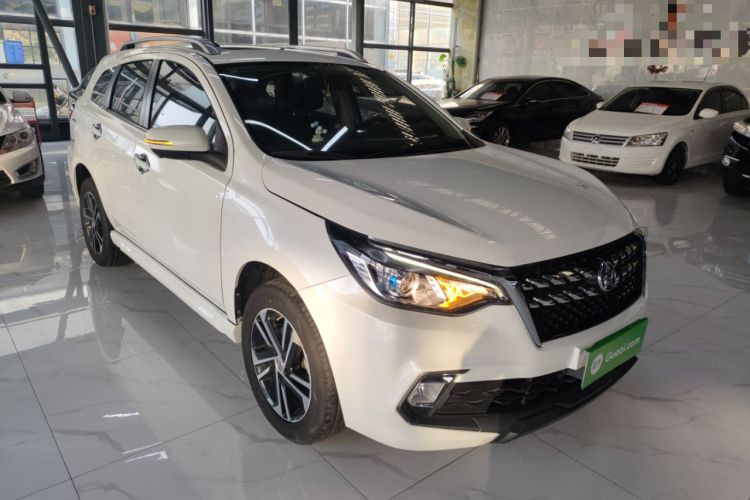 Used Venucia T70 2019 2.0L CVT Enjoy Edition China V Standard Exterior 2