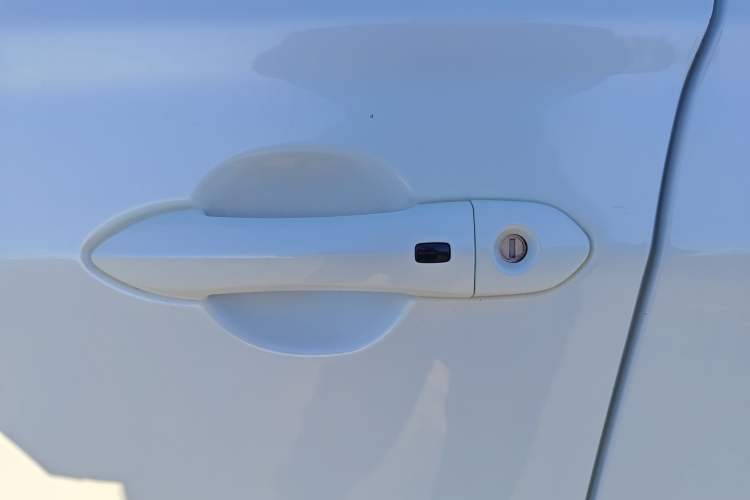 Used Venucia T70 2019 1.4T Manual Enjoyment Edition Exterior 8