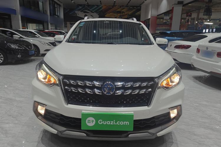 Used Venucia T70 2019 2.0L CVT Enjoy Edition China V Standard Front