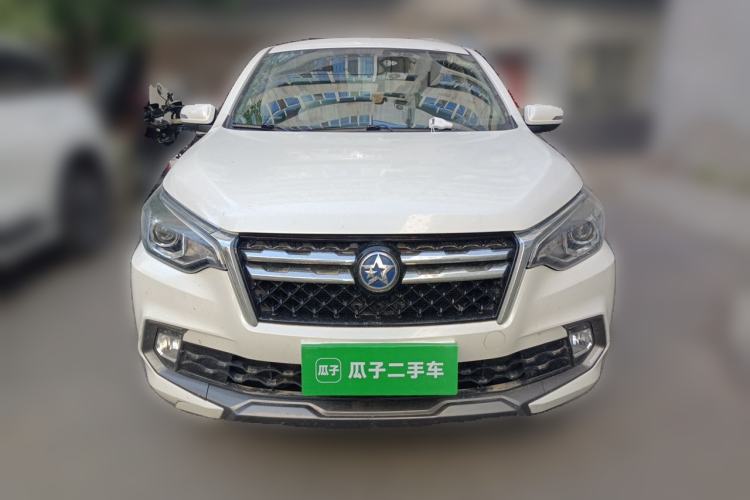 Used Venucia T70 2019 1.6L Manual Classic Edition Front