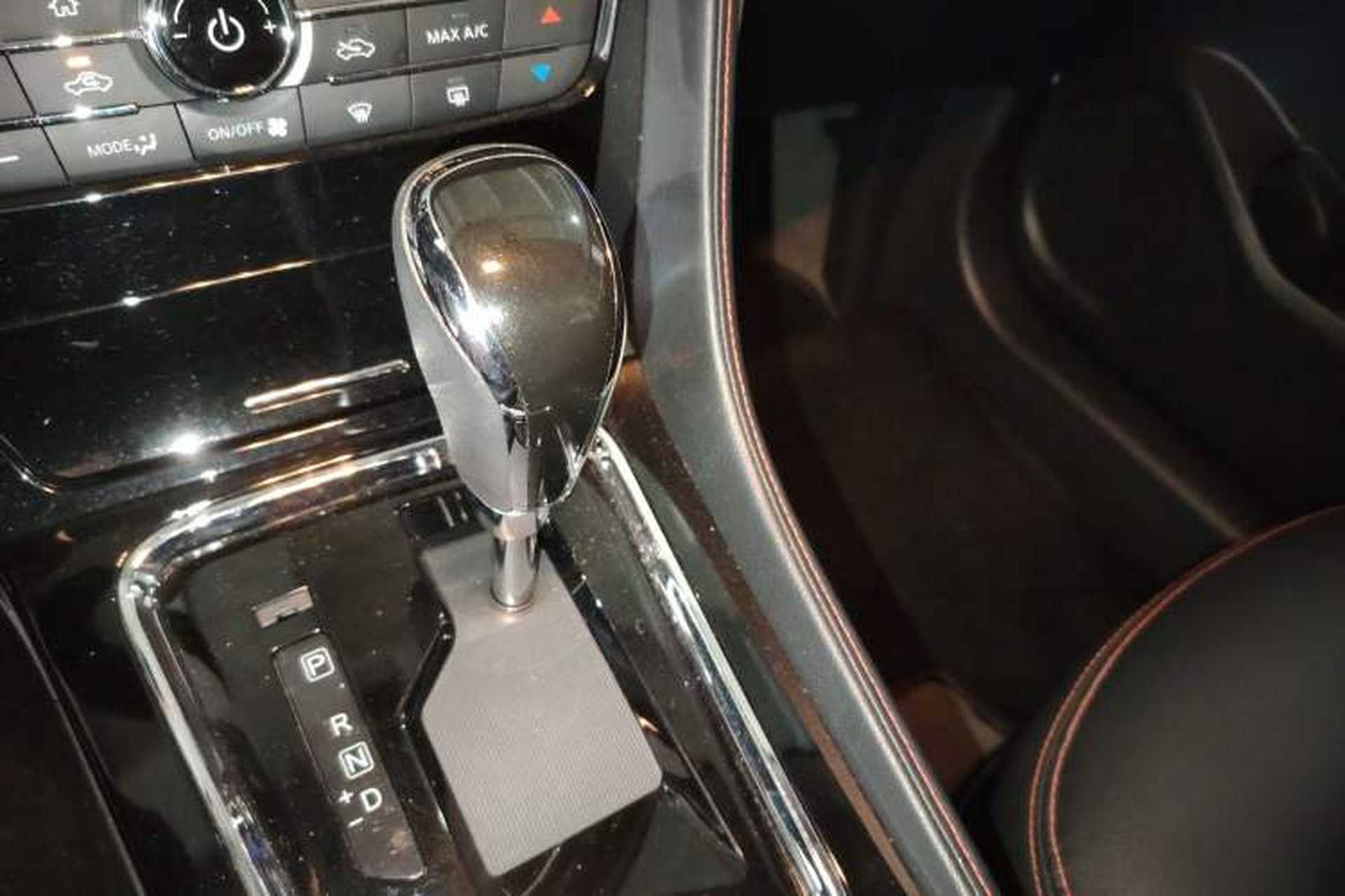 Used Venucia T70 2019 2.0L CVT Enjoy Edition China V Standard Gear Lever