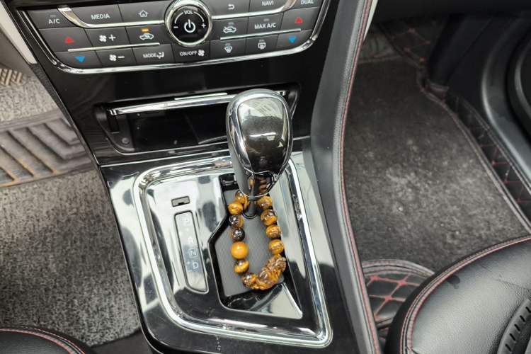 Used Venucia T70 2019 2.0L CVT Enjoy Edition China VI Standard Gear Lever