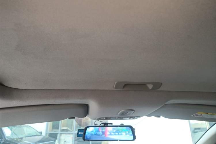 Used Venucia T70 2019 2.0L CVT Enjoy Edition China V Standard Headliner