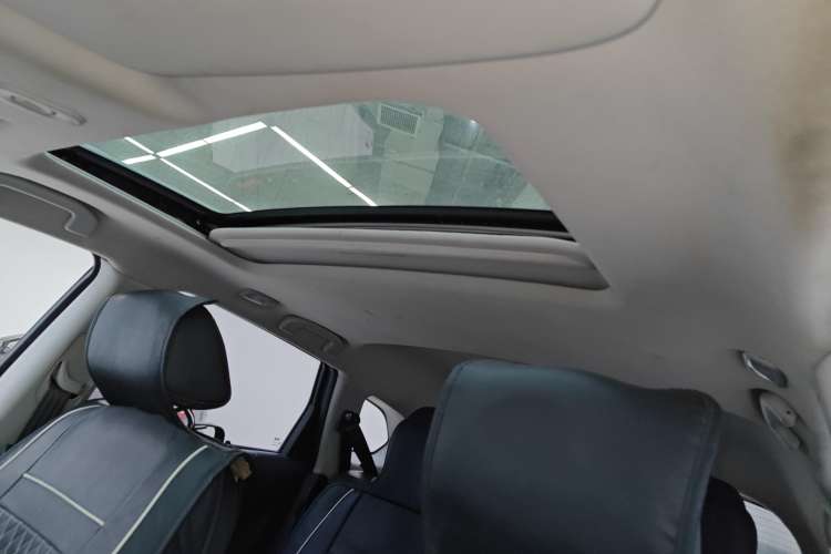 Used Venucia T70 2019 1.4T Manual Enjoyment Edition Headliner