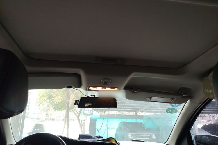 Used Venucia T70 2019 2.0L CVT Enjoy Edition China V Standard Headliner