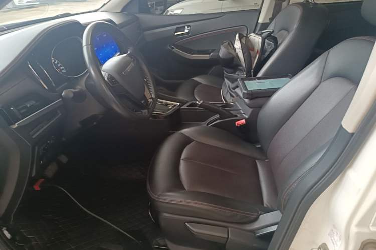 Used Venucia T70 2019 2.0L CVT Smart Edition China V Standard Left Front Seat