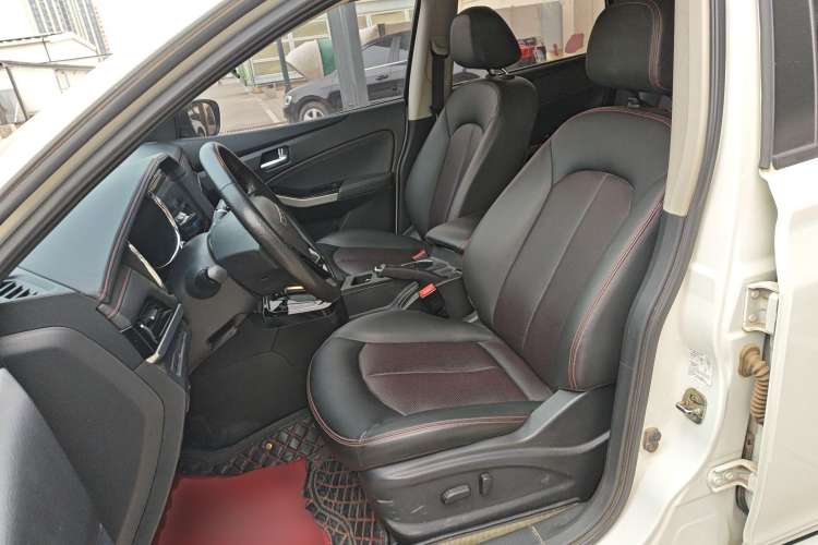 Used Venucia T70 2019 2.0L CVT Enjoy Edition China V Standard Left Front Seat