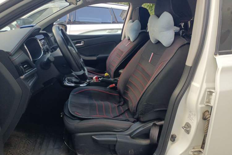 Used Venucia T70 2019 1.6L Manual Classic Edition Left Front Seat