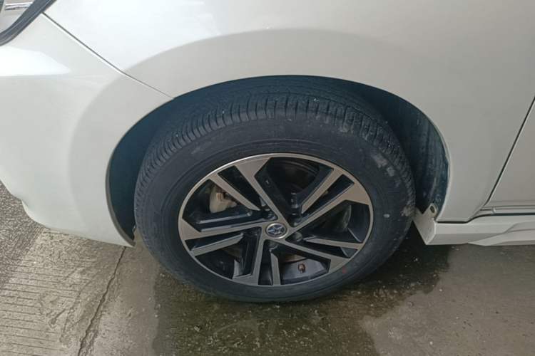 Used Venucia T70 2019 2.0L CVT Smart Edition China V Standard Left Front Wheel Hub