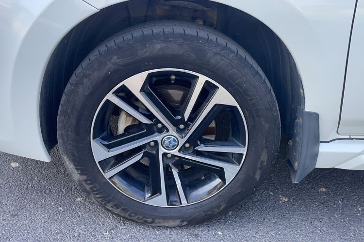 Used Venucia T70 2019 2.0L CVT Enjoy Edition China VI Standard Left Front Wheel Hub