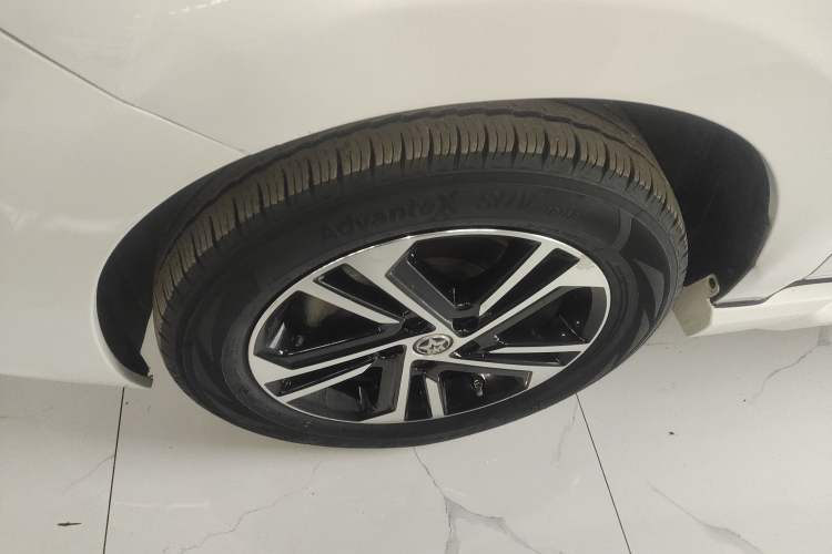 Used Venucia T70 2019 1.4T Manual Enjoyment Edition Left Front Wheel Hub