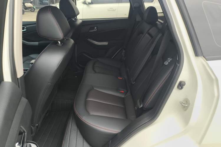 Used Venucia T70 2019 1.4T Manual Enjoyment Edition Left Rear Seat