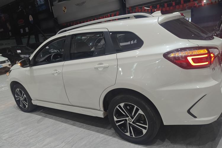 Used Venucia T70 2019 2.0L CVT Enjoy Edition China V Standard Left Side