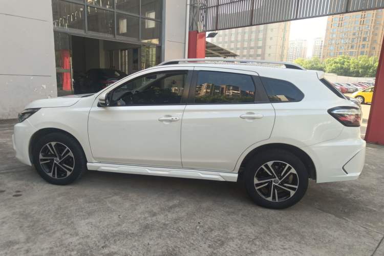 Used Venucia T70 2019 2.0L CVT Enjoy Edition China V Standard Left Side