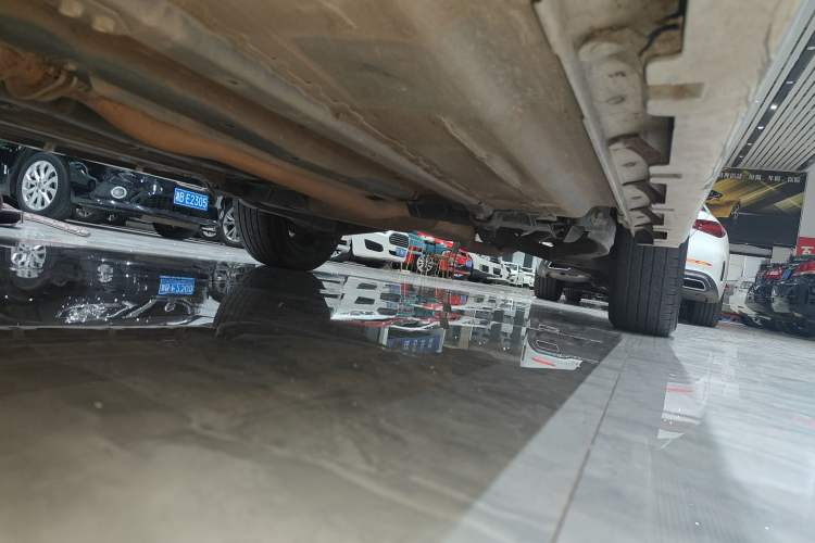 Used Venucia T70 2019 2.0L CVT Enjoy Edition China V Standard Left Side Sill