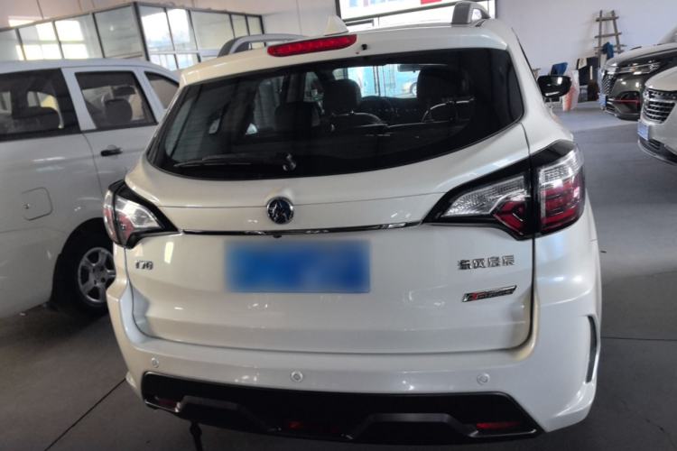 Used Venucia T70 2019 1.4T Manual Enjoyment Edition Rear