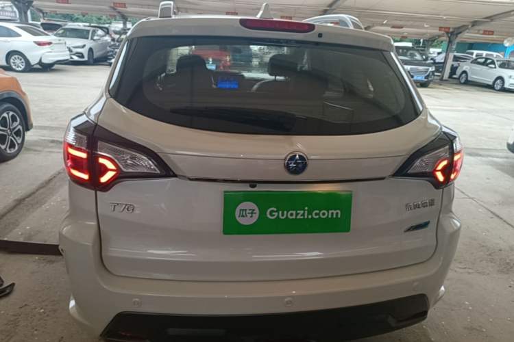 Used Venucia T70 2019 2.0L CVT Smart Edition China V Standard Rear