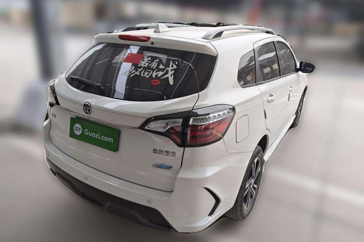 Used Venucia T70 2019 2.0L CVT Enjoy Edition China V Standard Rear Right 45 Deg