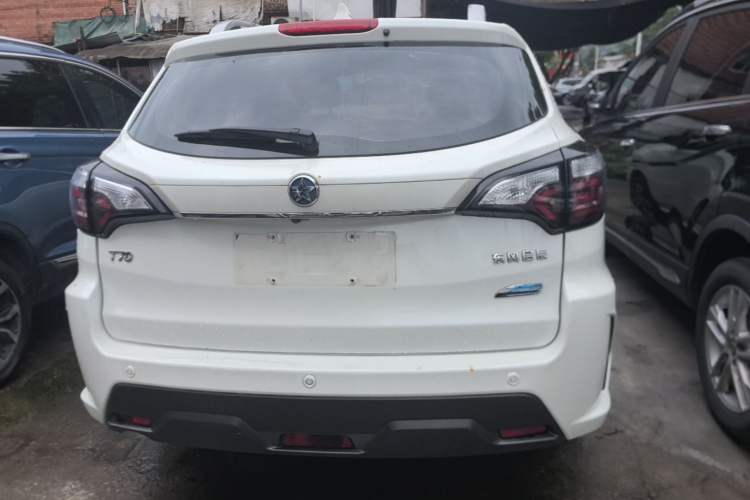 Used Venucia T70 2019 2.0L CVT Enjoy Edition China V Standard Rear