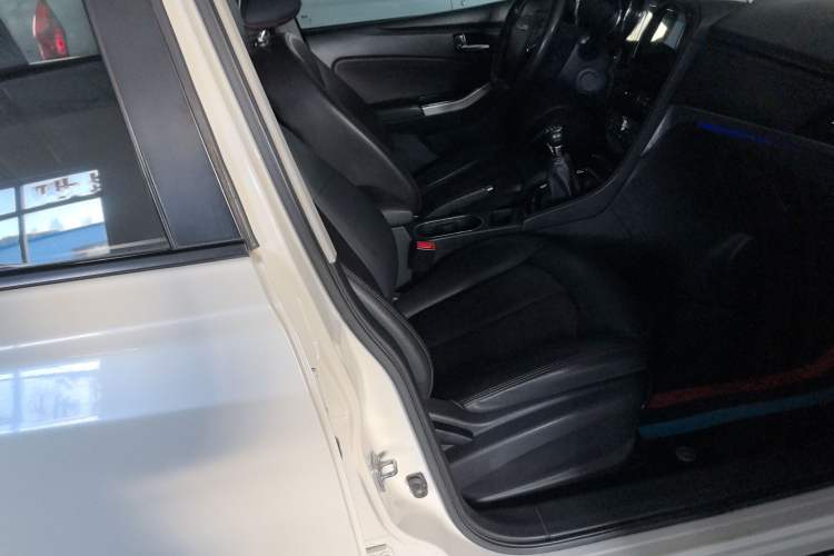 Used Venucia T70 2019 1.4T Manual Enjoyment Edition Right Front Seat