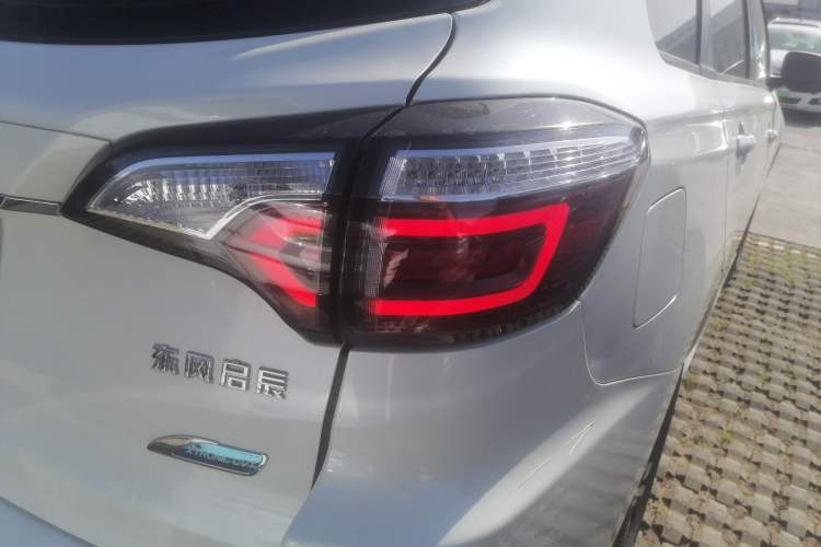 Used Venucia T70 2019 2.0L CVT Enjoy Edition China VI Standard Right Rear Taillight