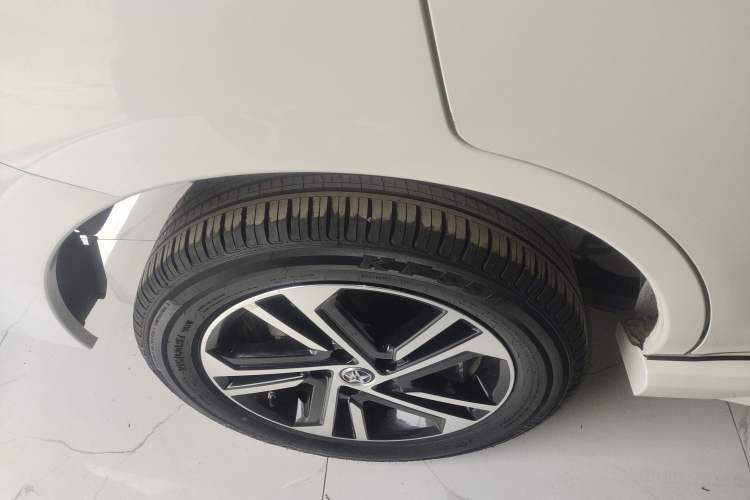 Used Venucia T70 2019 1.4T Manual Enjoyment Edition Right Rear Wheel Hub