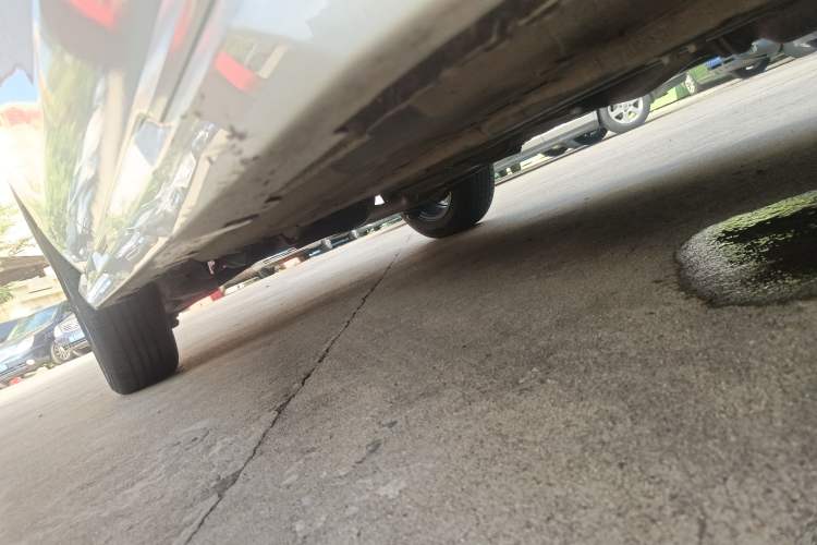 Used Venucia T70 2019 2.0L CVT Enjoy Edition China V Standard Right Side Sill