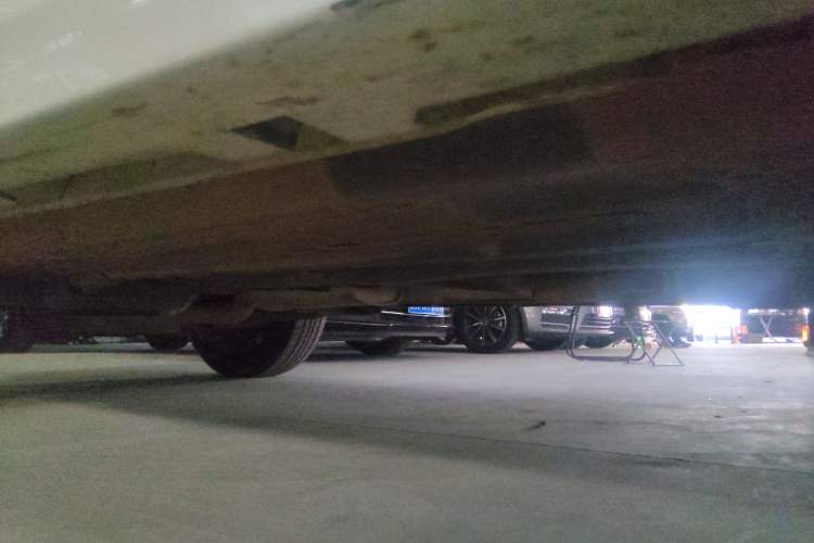 Used Venucia T70 2019 2.0L CVT Enjoy Edition China VI Standard Right Side Sill