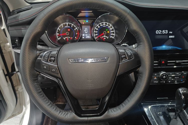 Used Venucia T70 2019 2.0L CVT Enjoy Edition China V Standard Steering Wheel