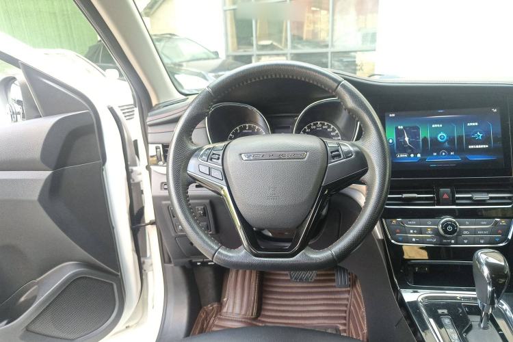 Used Venucia T70 2019 2.0L CVT Enjoy Edition China V Standard Steering Wheel