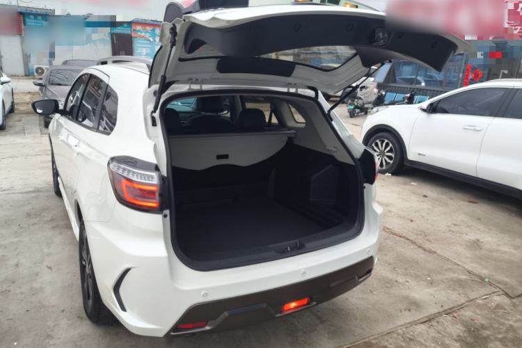 Used Venucia T70 2019 1.4T Manual Enjoyment Edition Trunk