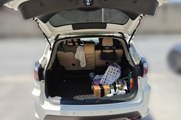 Used Venucia T70 2019 1.6L Manual Classic Edition Trunk