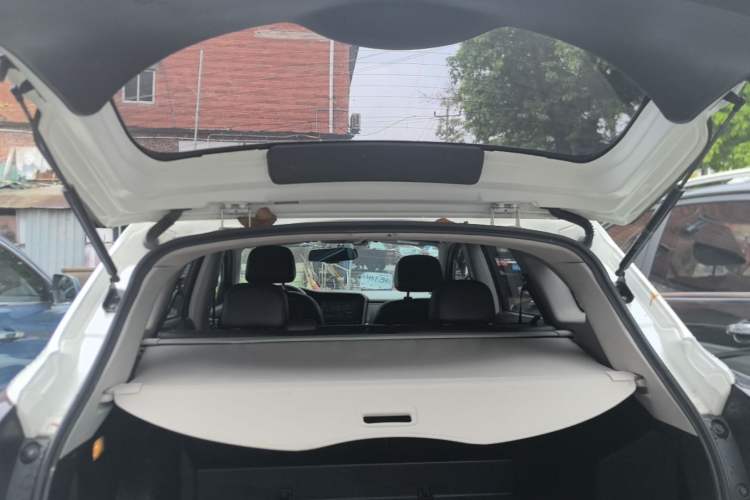 Used Venucia T70 2019 2.0L CVT Enjoy Edition China V Standard Trunk
