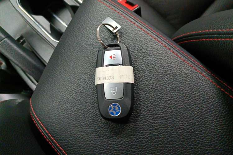Used Venucia T70 2019 2.0L CVT Enjoy Edition China V Standard Vehicle Key