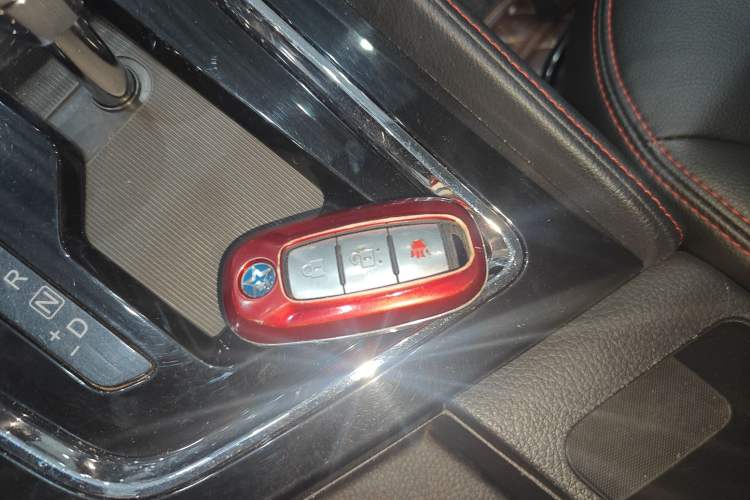 Used Venucia T70 2019 2.0L CVT Enjoy Edition China V Standard Vehicle Key