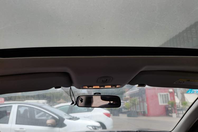 Used Venucia T70 2020 2.0L CVT Elite Edition China VI Standard Headliner