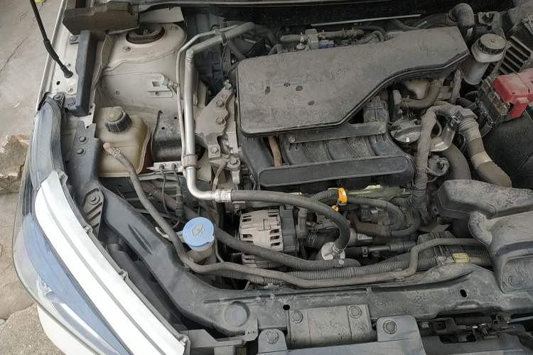 Used Venucia T70 2020 2.0L CVT Luxury Edition China VI Standard Engine Bay Right
