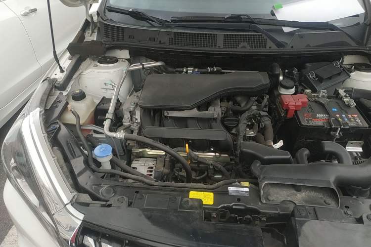 Used Venucia T70 2020 2.0L CVT Luxury Edition China VI Standard Engine Bay Right