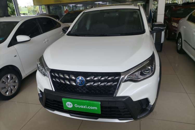 Used Venucia T70 2020 2.0L CVT Elite Edition China VI Standard Exterior 1