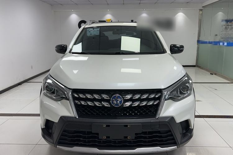 Used Venucia T70 2020 2.0L CVT Elite Edition China VI Standard Exterior 1