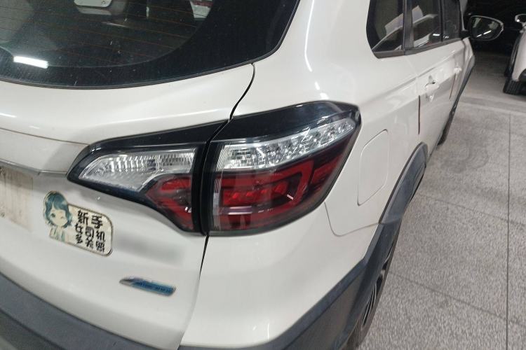 Used Venucia T70 2020 2.0L CVT Jingyue Sport Edition China VI Exterior 6