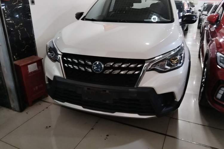 Used Venucia T70 2020 2.0L CVT Elite Edition China VI Standard Front