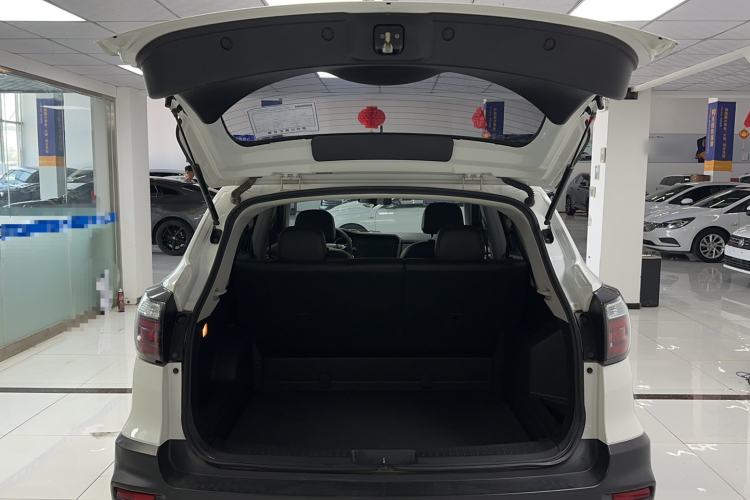Used Venucia T70 2020 2.0L CVT Elite Edition China VI Standard Interior 1