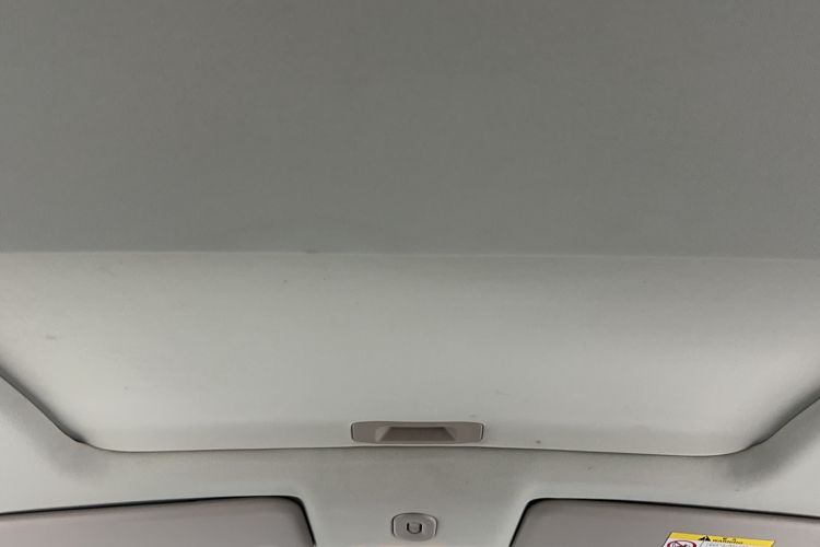 Used Venucia T70 2020 2.0L CVT Elite Edition China VI Standard Interior 11