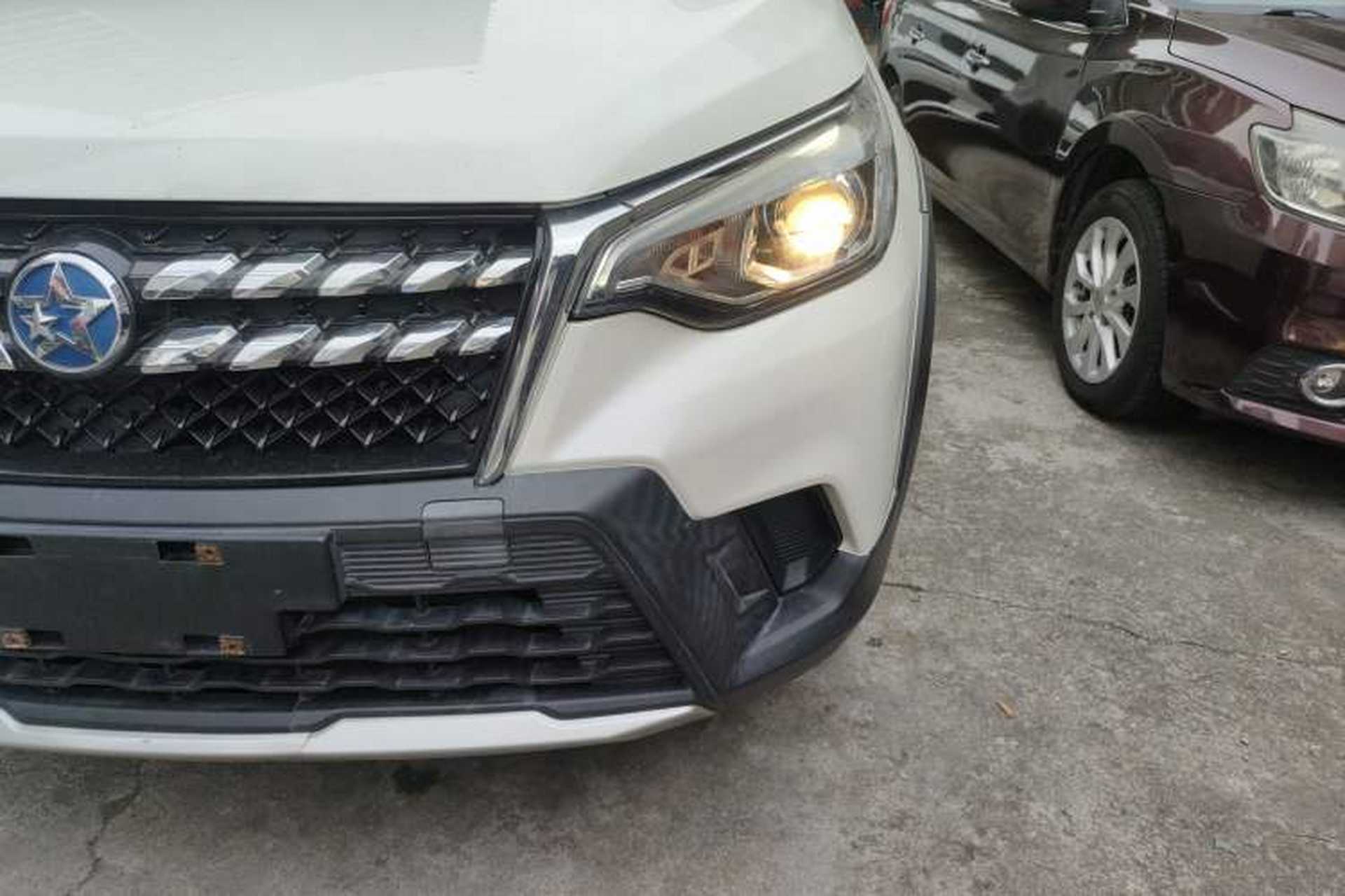 Used Venucia T70 2020 2.0L CVT Elite Edition China VI Standard Left Front Headlight