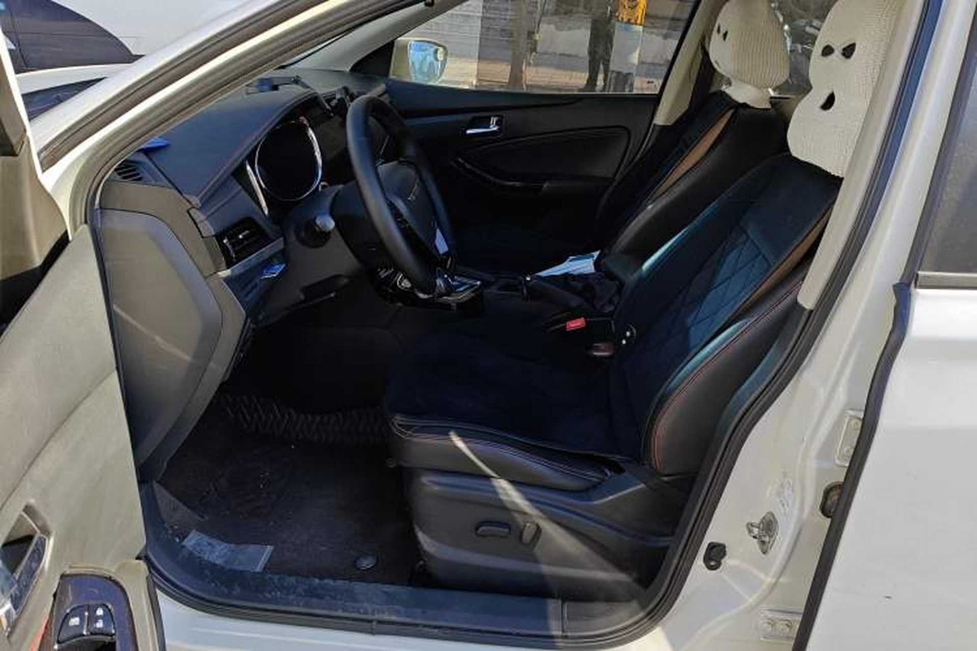 Used Venucia T70 2020 2.0L CVT Elite Edition China VI Standard Left Front Seat