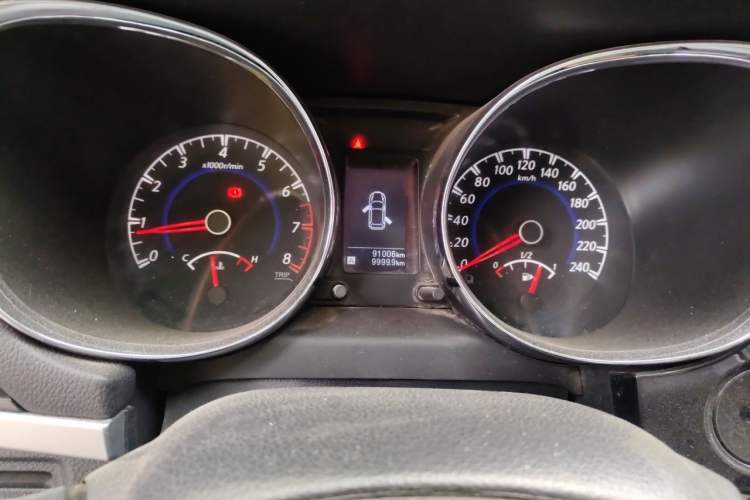 Used Venucia T70 2020 1.6L Manual Luxury Edition China V Standard Odometer Close Up